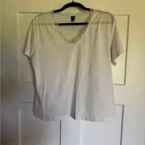 SHEIN White Short Sleeve T-Shirt V-Neck